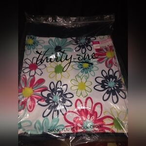 NEW Thirty-one Essential Storage Tote in daisy craze